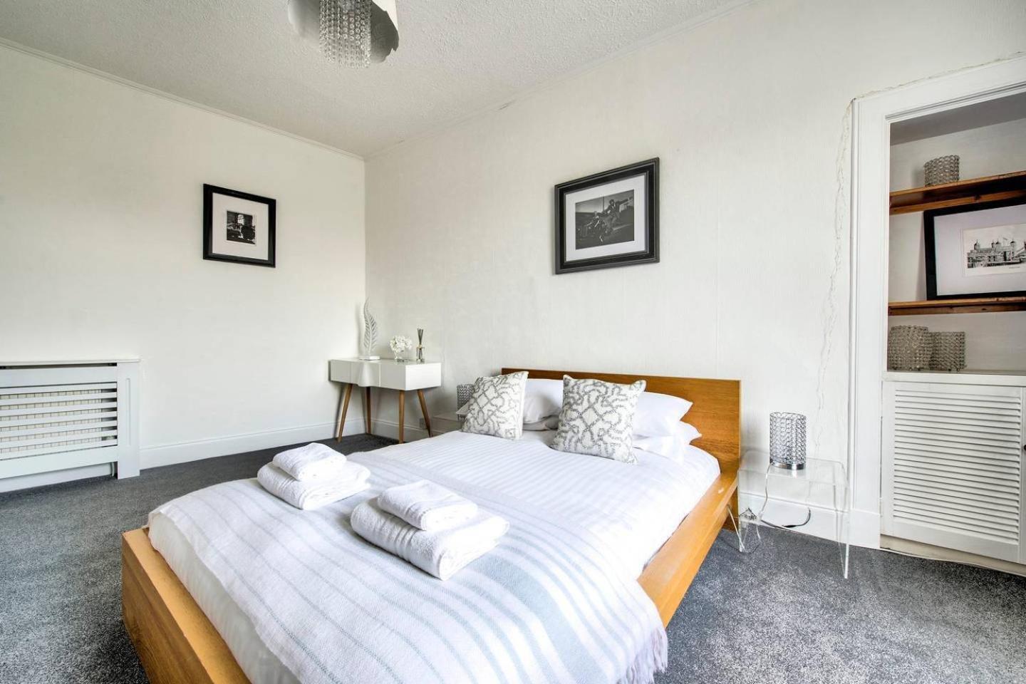 Guestready - Modern 2Br Home On The Royal Mile! EDI Exterior photo