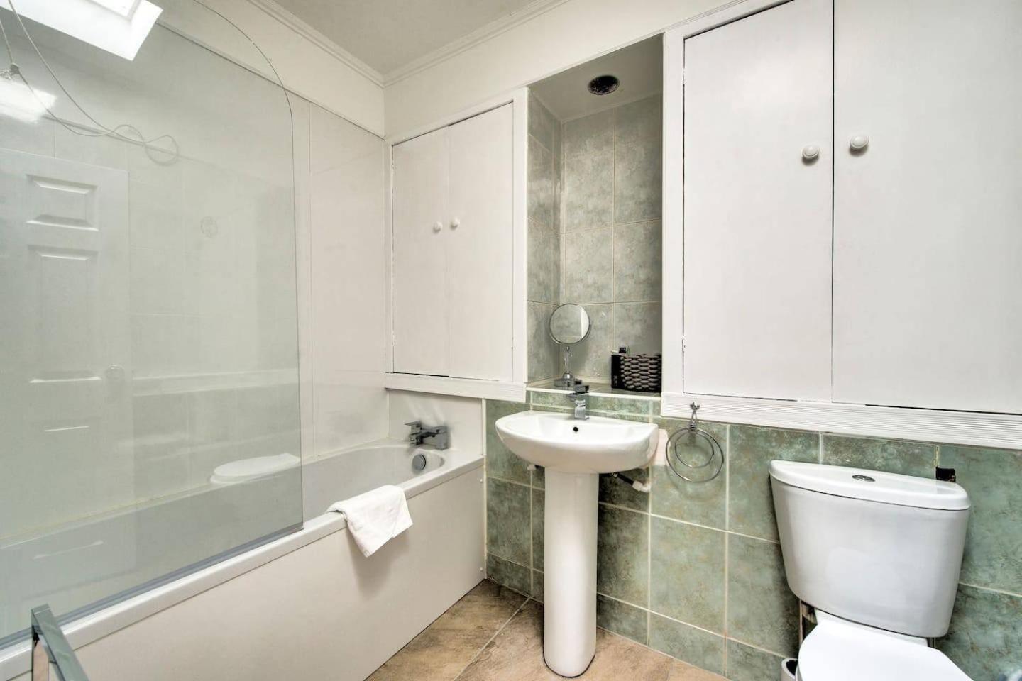 Guestready - Modern 2Br Home On The Royal Mile! EDI Exterior photo