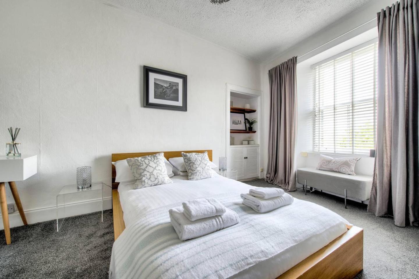 Guestready - Modern 2Br Home On The Royal Mile! EDI Exterior photo