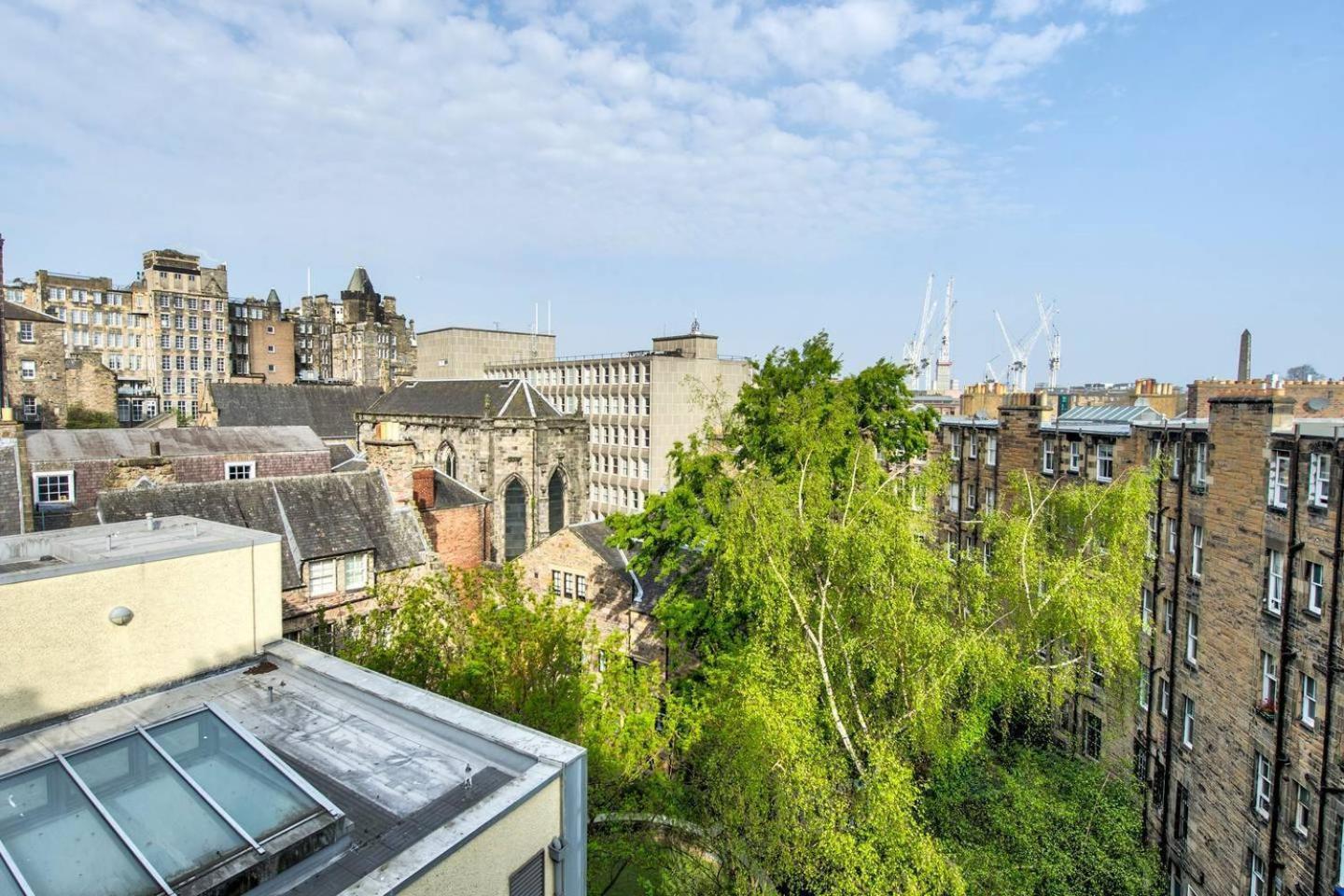 Guestready - Modern 2Br Home On The Royal Mile! EDI Exterior photo